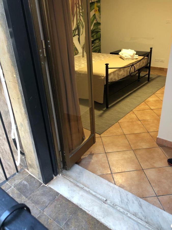 Narciso Katane Suites Катанія Екстер'єр фото